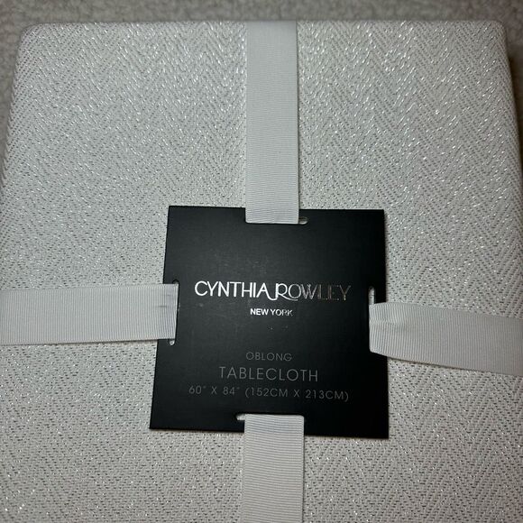 Cynthia Rowley Oblong Tablecloth 60x84” White Sparkles NWT - Picture 2 of 7